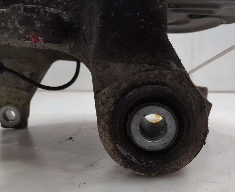 2015 2016 Ford Fusion Rear Spindle Knuckle w/ Hub FWD RH Passenger Side OEM DG9Z5B759B