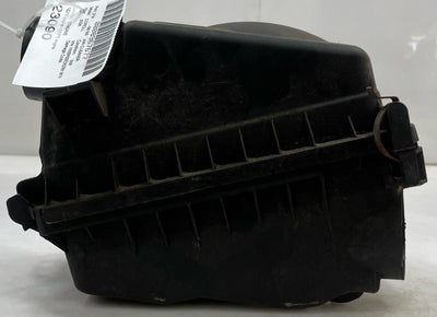 2003 - 2008 Toyota Corolla 1.8L Air Cleaner Box Assembly OEM 177010D050 177050D050