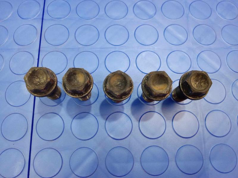 2015 BMW 428i Lug Nuts