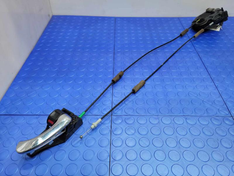 2009 Toyota Camry Rear Door Latch