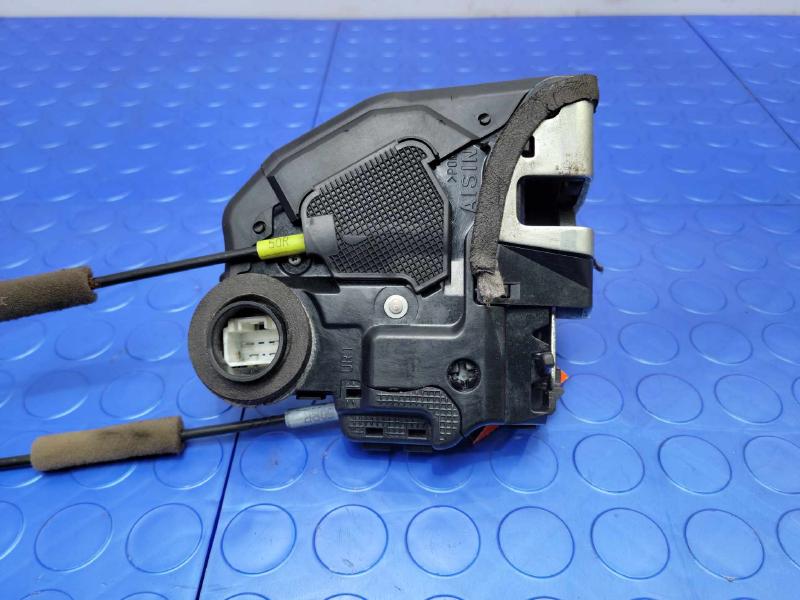 2009 Toyota Camry Rear Door Latch