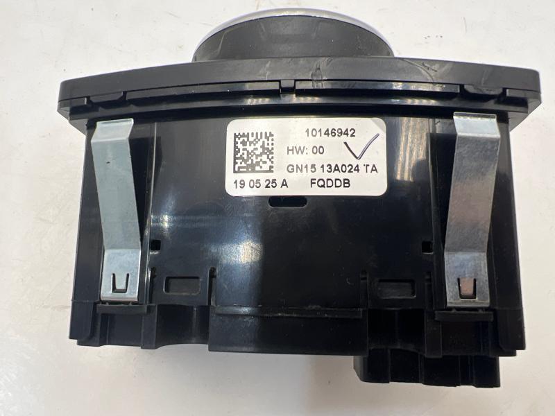2019 Ford EcoSport Headlight Switch (Dash Mtd)