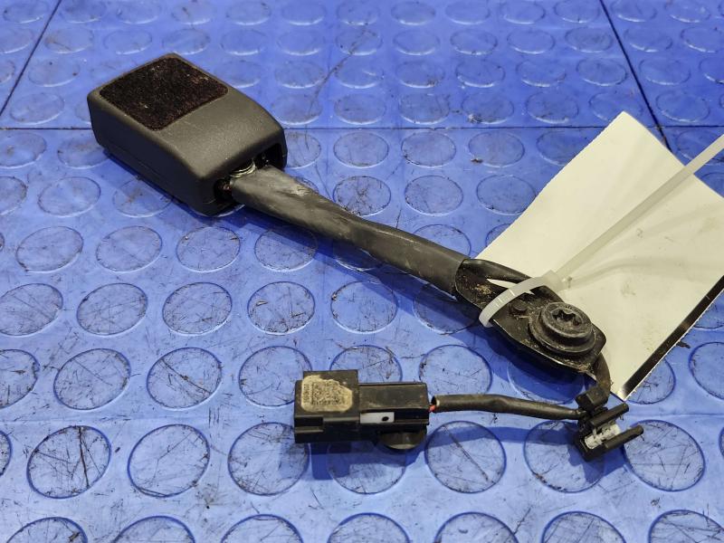 2016 Cadillac ATS Front Seat Belt