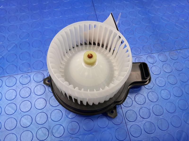 2022-2024 Ford Maverick Heater AC Blower Motor Assembly OEM JX6Z19805D