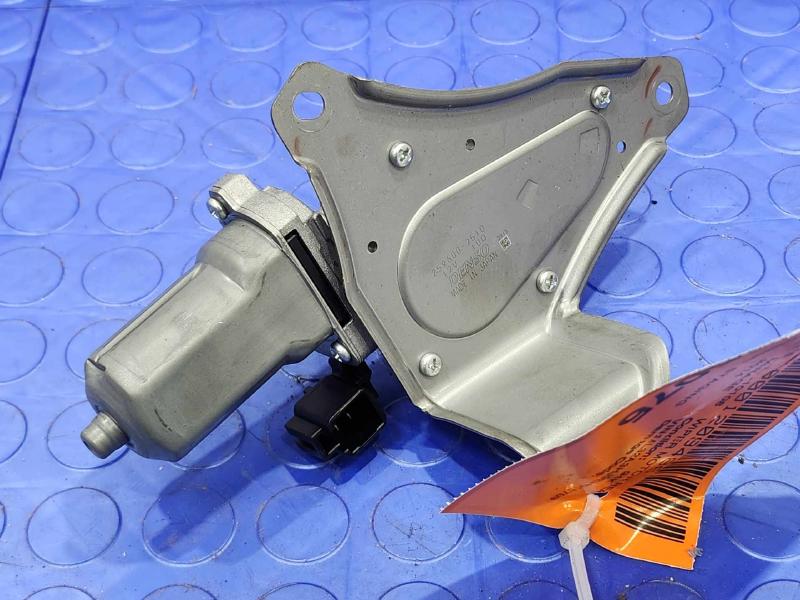 2014-2015 Mitsubishi Mirage Rear Back Glass Wiper Motor OEM 8253A105