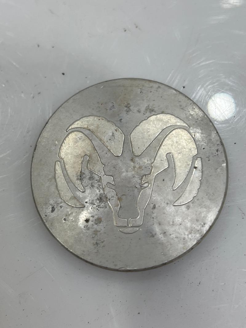 2004 Dodge Dakota Center Cap
