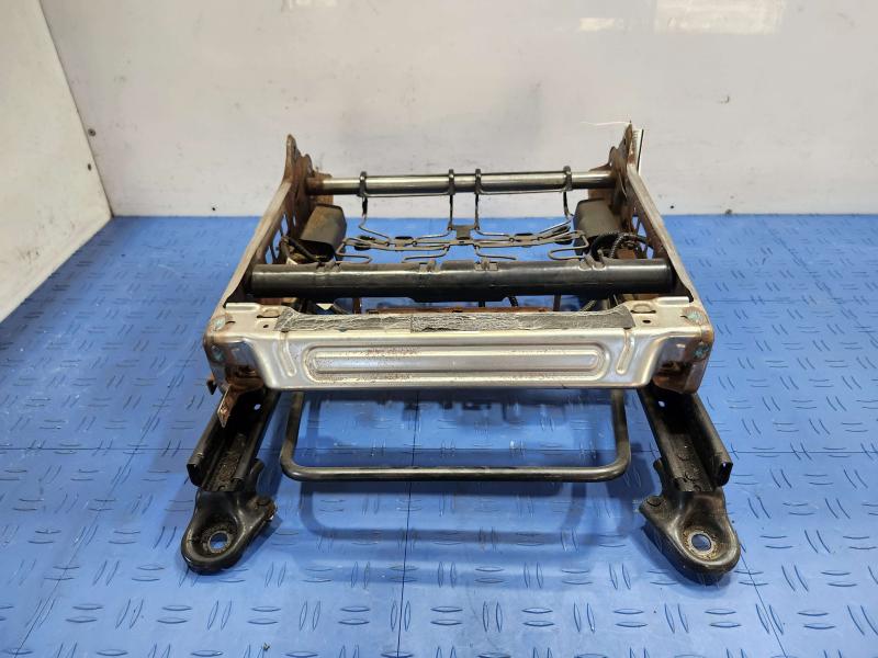 2013 Toyota Camry Seat Track
