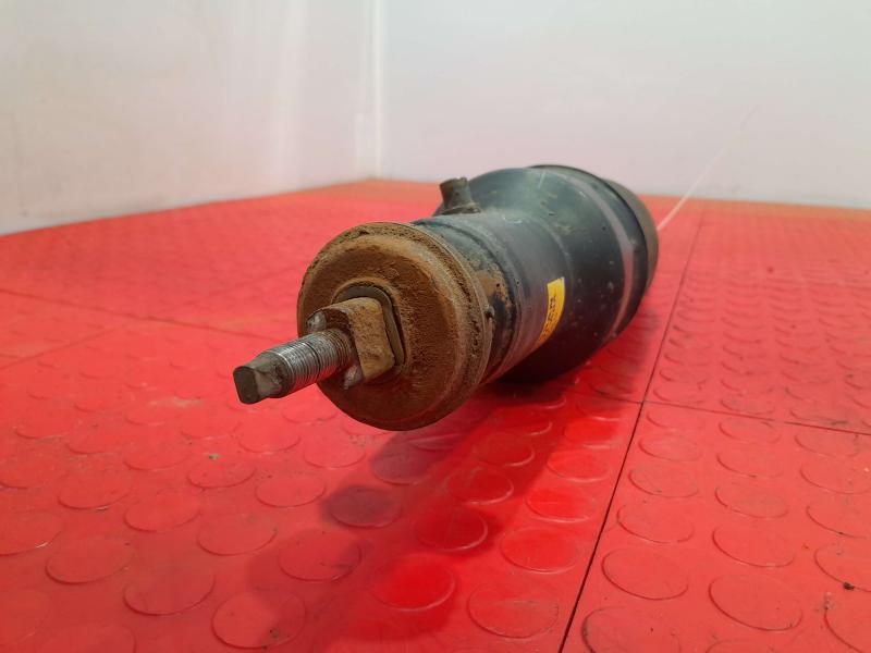 2011-2020 Infiniti QX56 QX80 Rear Air Shock Strut Left or Right Side OEM 56210-1LA8A,RH