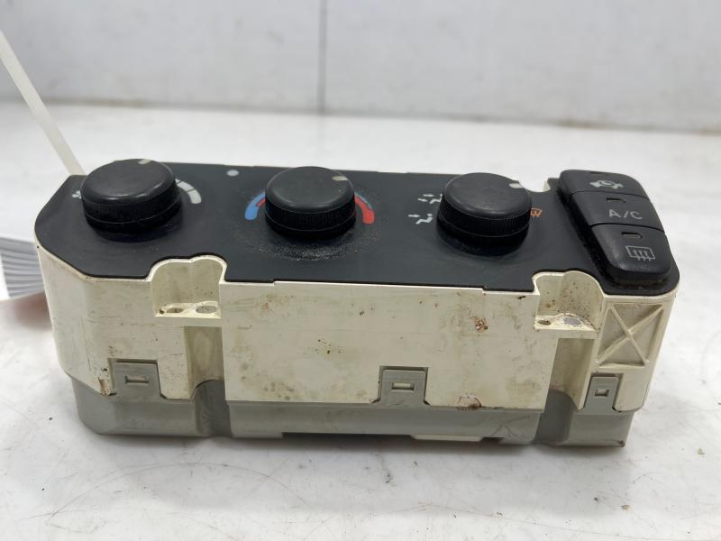 1999 - 2001 Honda CR-V Temperature Climate Contols Assembly OEM 79500S10A03ZB