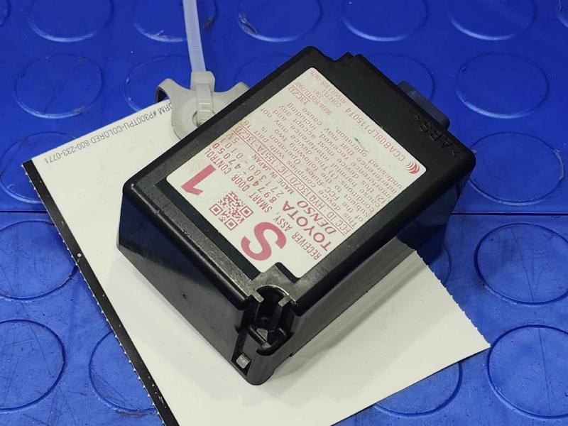2010-2015 Toyota Prius 1.8L Smart Door Lock Receiver Module OEM 89740-47050