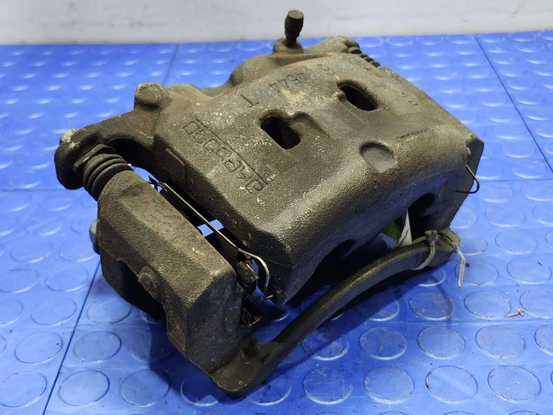 2015 Infiniti Q50 Caliper