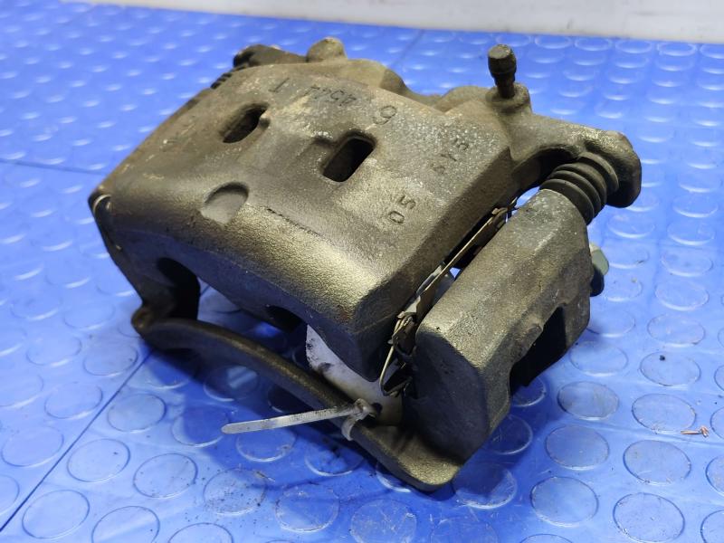 2015 Infiniti Q50 Caliper