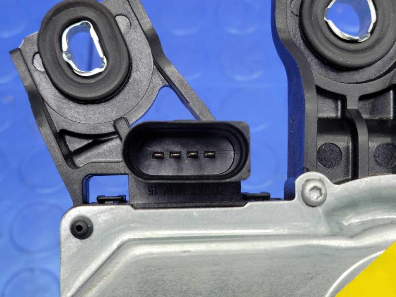2009 Volkswagen Tiguan Wiper Motor Rear