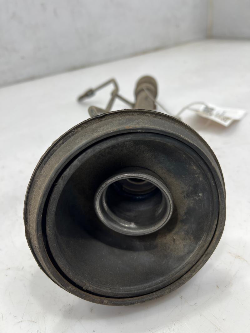 2004 - 2010 Nissan Titan Fuel Filler Neck Filler Pipe Assembly OEM 172217S200