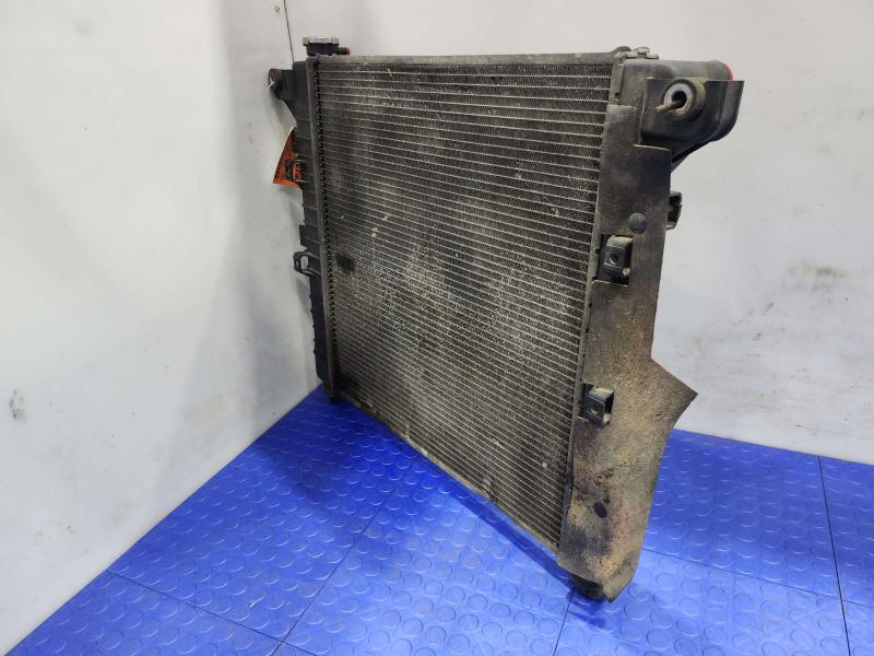 1997 Dodge Dakota Radiator