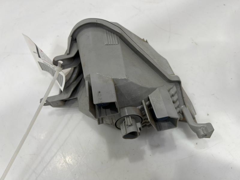 2016 Toyota Prius Fog/Mark/Park/Turn Light/Lamp