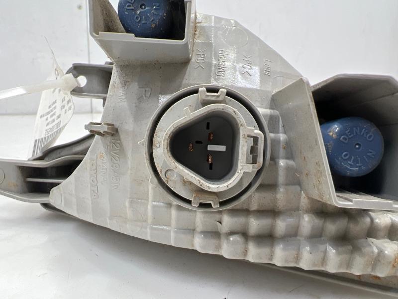 2016 Toyota Prius Fog/Mark/Park/Turn Light/Lamp