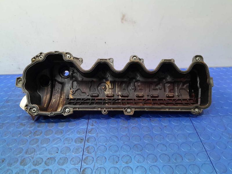 2011 Ford Expedition Valve Cover