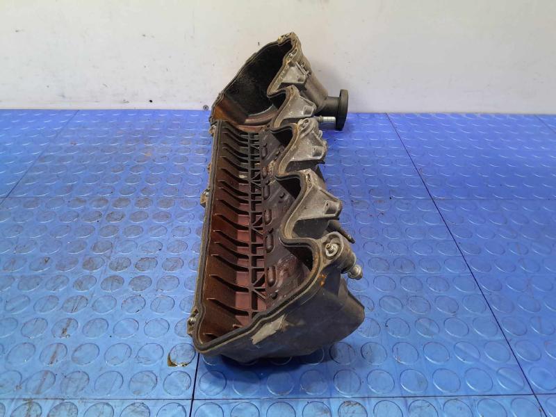 2011 Ford Expedition Valve Cover