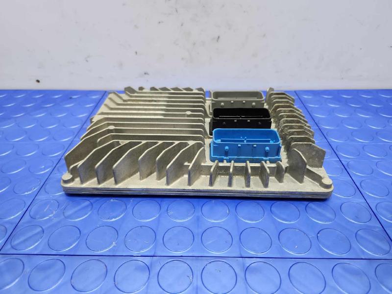 2014-2015 Cadillac CTS 2.0L Electronic Control Module ECU ECM PCM OEM 12653998