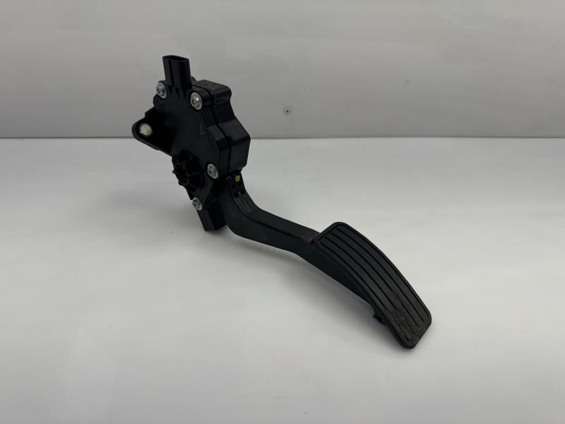 2011 Subaru Legacy Pedal Assembly