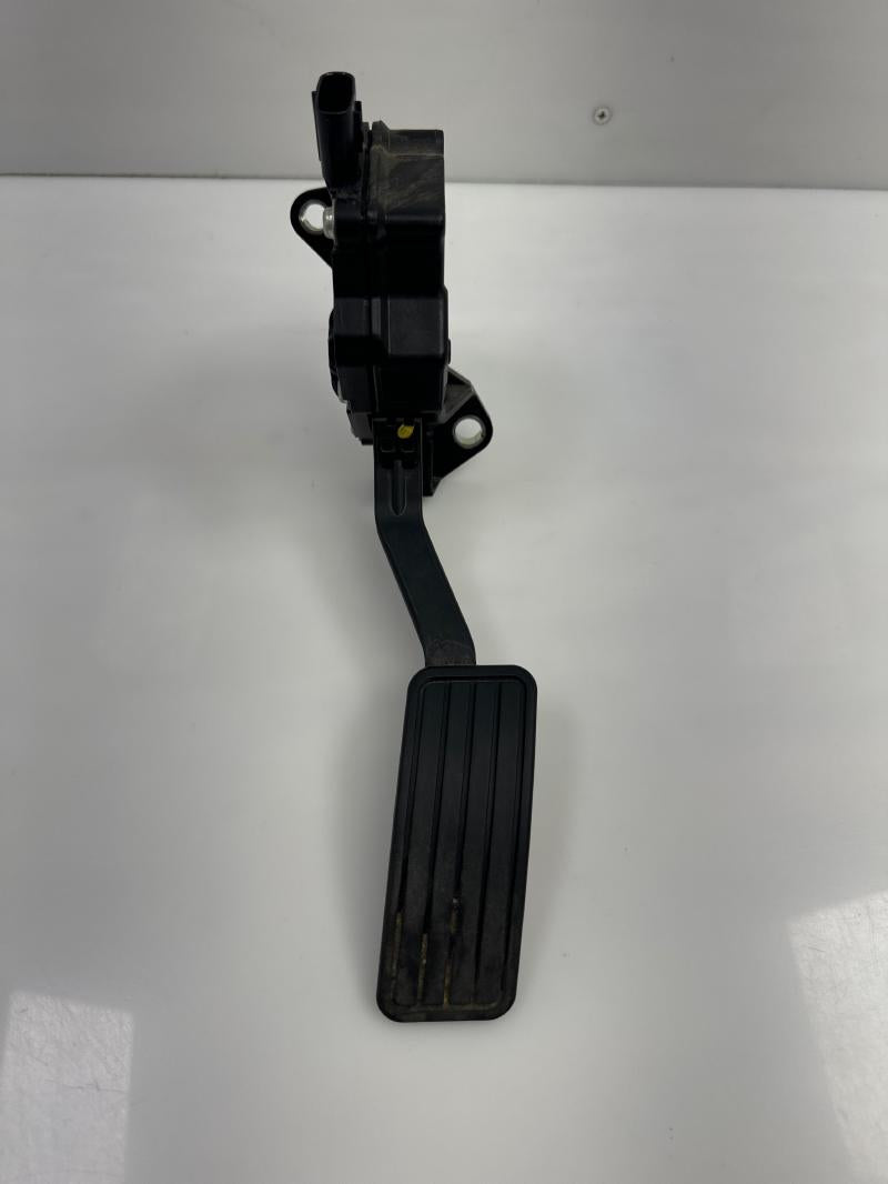 2011 Subaru Legacy Pedal Assembly