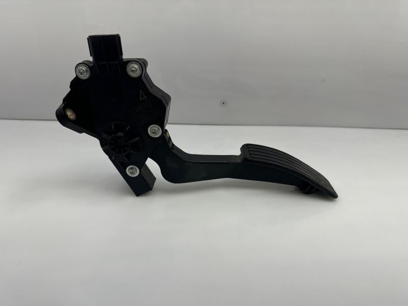 2011 Subaru Legacy Pedal Assembly