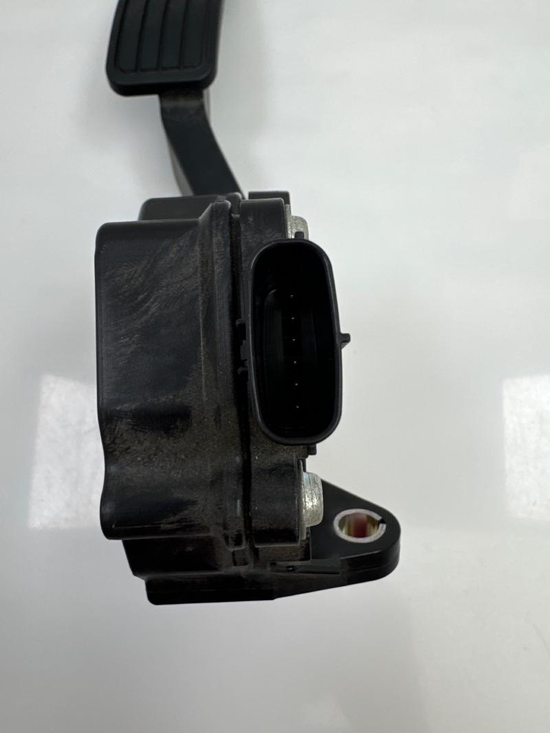 2011 Subaru Legacy Pedal Assembly