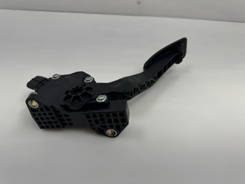 2011 Subaru Legacy Pedal Assembly