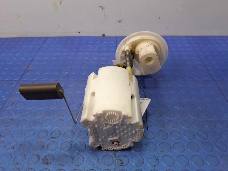 2015-2016 Chrysler 200 2.4L Fuel Pump Assembly Genuine OEM 68109892AC