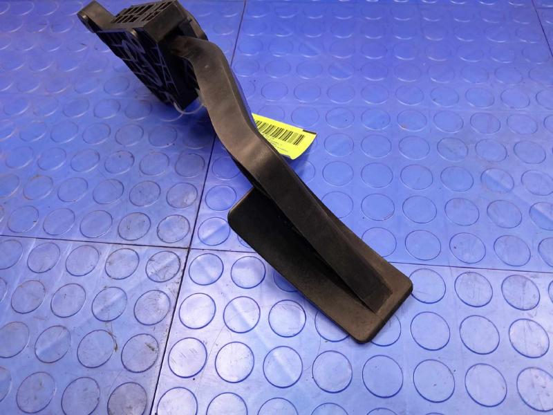 2011 Ford F-250 Super Duty Pedal Assembly