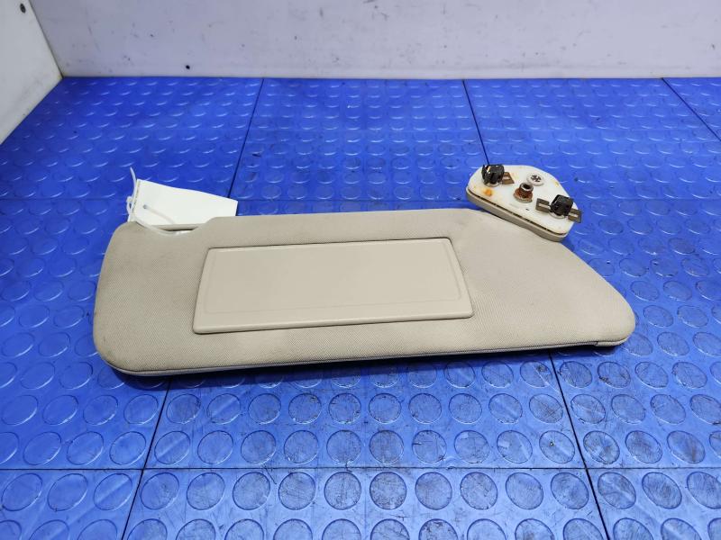 2007 Hummer H3 Sun Visor
