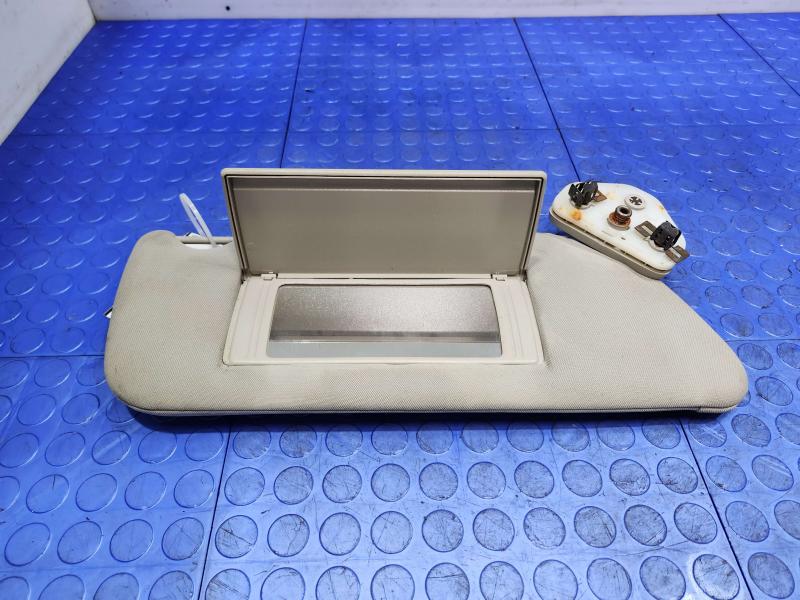 2007 Hummer H3 Sun Visor