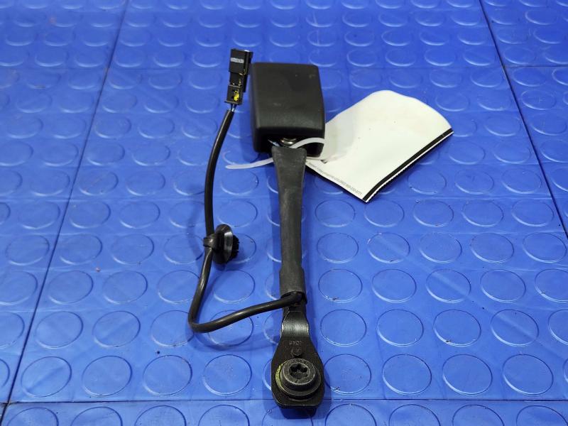 2019 GMC Terrain Front Seat Belt