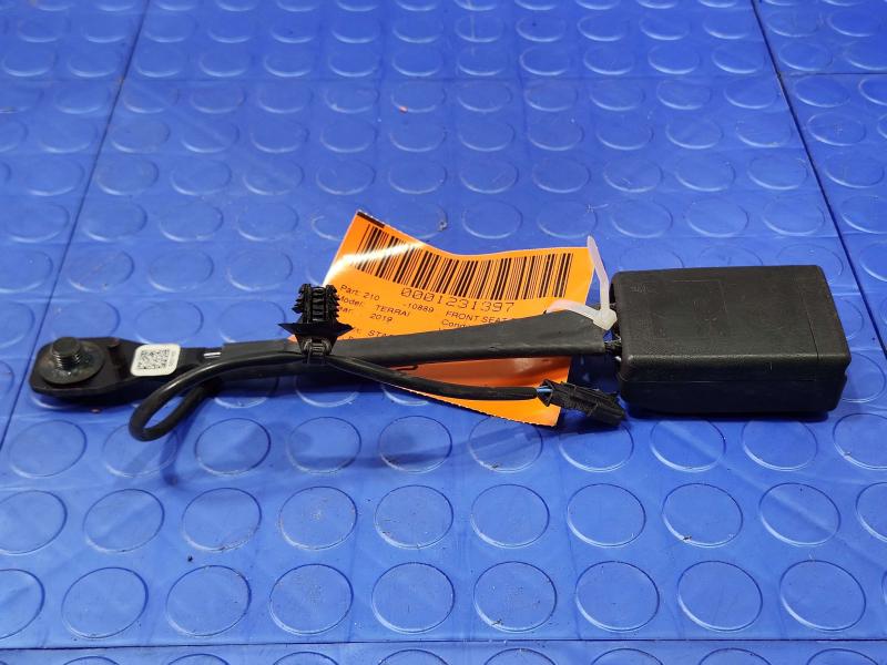 2019 GMC Terrain Front Seat Belt