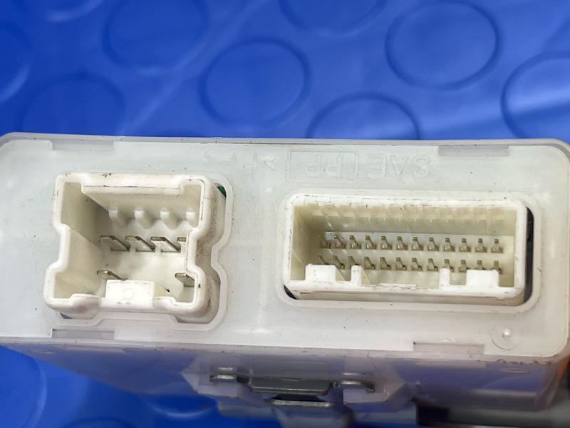 2011-2015 Infiniti QX56 QX80 Driver Front Seat Memory Control Module OEM 988001LA0A