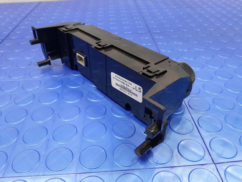 2021 Nissan Versa Heater A/C Control