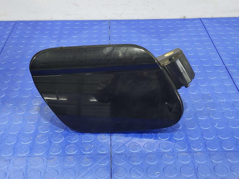2020 Volkswagen Passat Fuel Tank Door