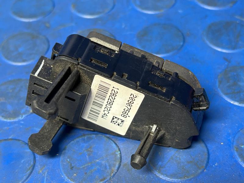 2010-2013 Buick Lacrosse Steering Wheel Cruise Control Switch OEM 20907568