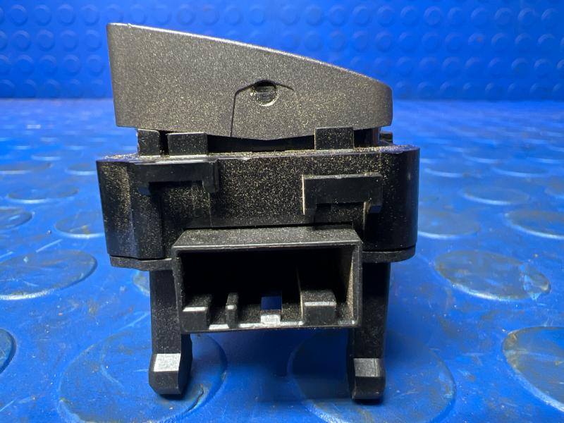 2010-2013 Buick Lacrosse Steering Wheel Cruise Control Switch OEM 20907568