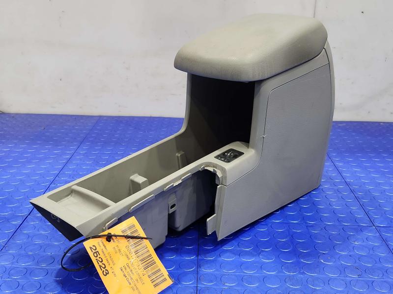 2010 Subaru Forester Front Console