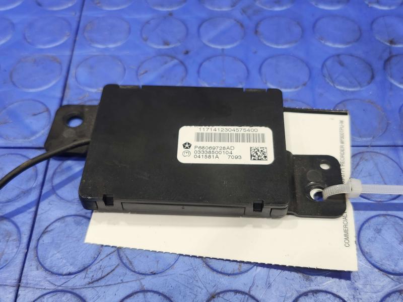 2014-2020 Dodge Grand Caravan Keyless Entry Antenna Genuine OEM 68069728AD