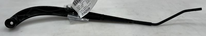 2019 GMC Acadia Wiper Arm