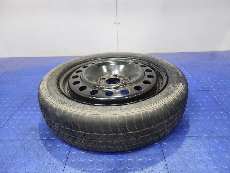 2015 Chrysler 200 Wheel