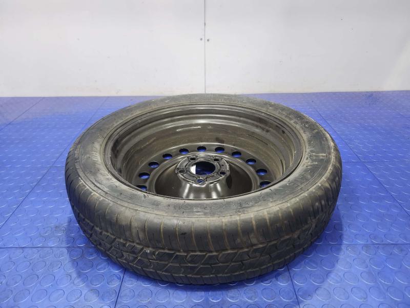 2015 Chrysler 200 Wheel