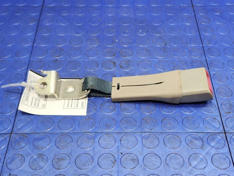 2013 Toyota Prius Rear Seat Belt