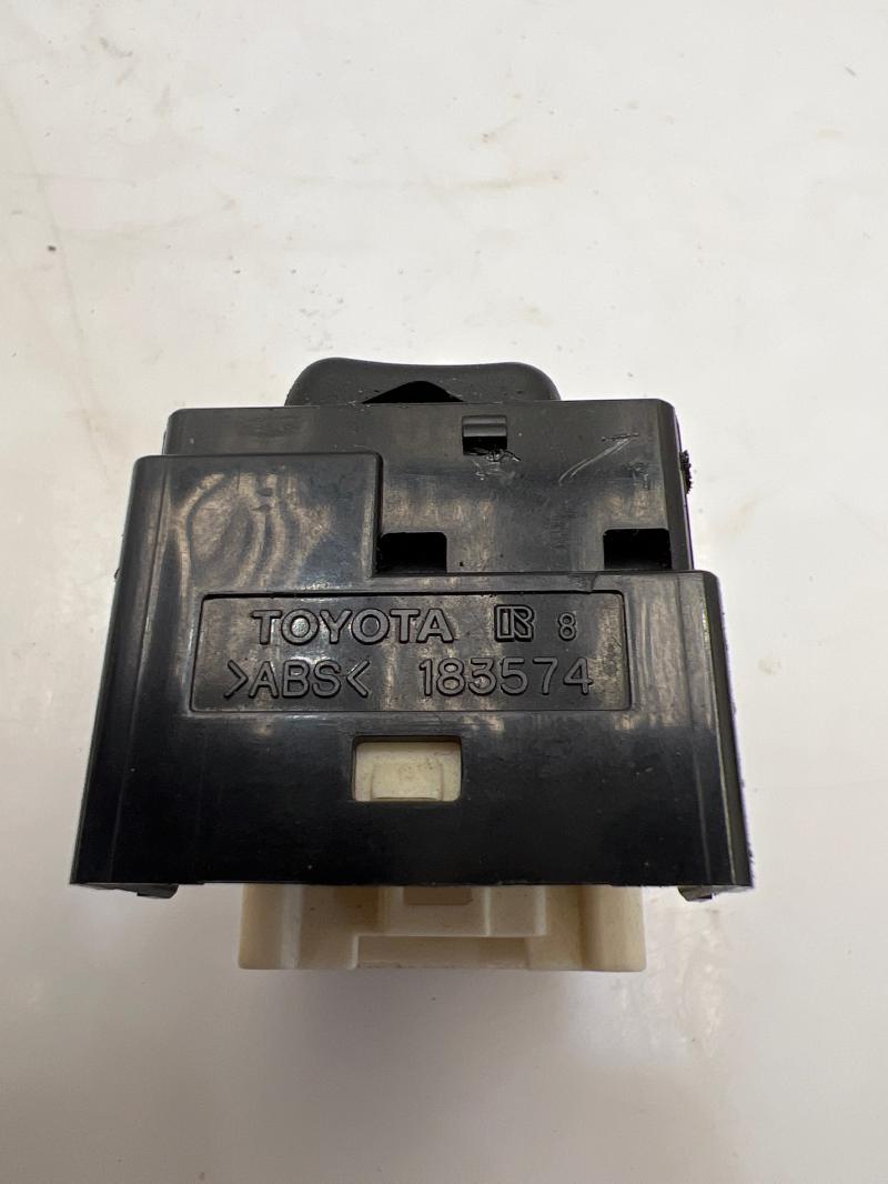 2007 Toyota Corolla Combination Switch