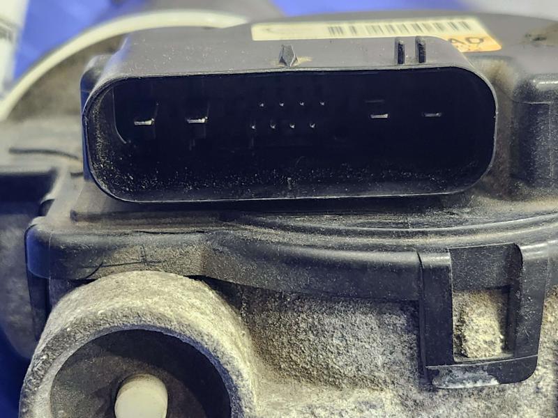 2004 Ford Explorer Wiper Motor Front