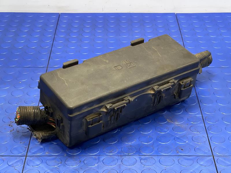 2009-2014 Ford Expedition Engine Fuse Box Relay Junction Block OEM 9L1Z14A068A