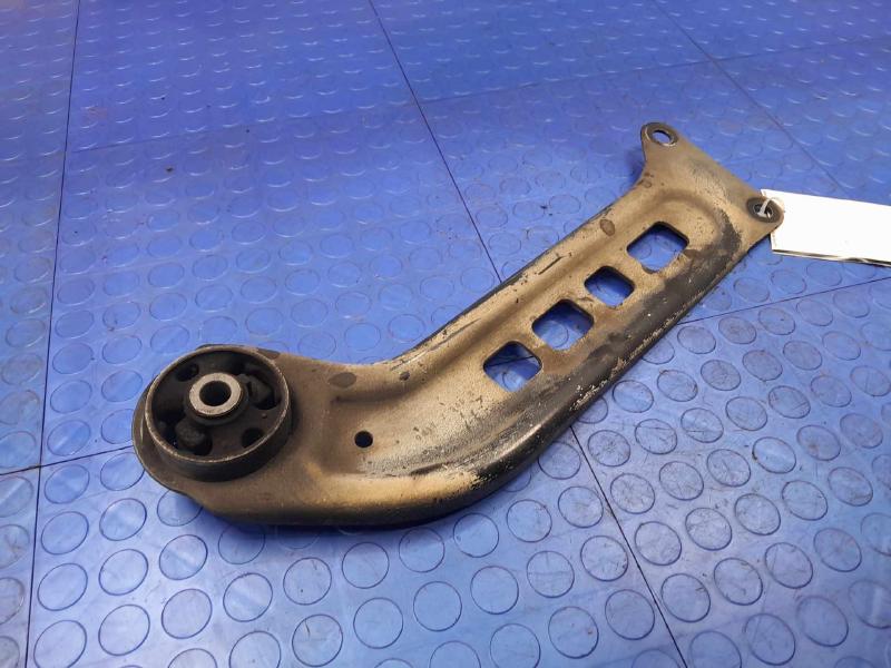 2018 Buick Regal Lower Control Arm Rr